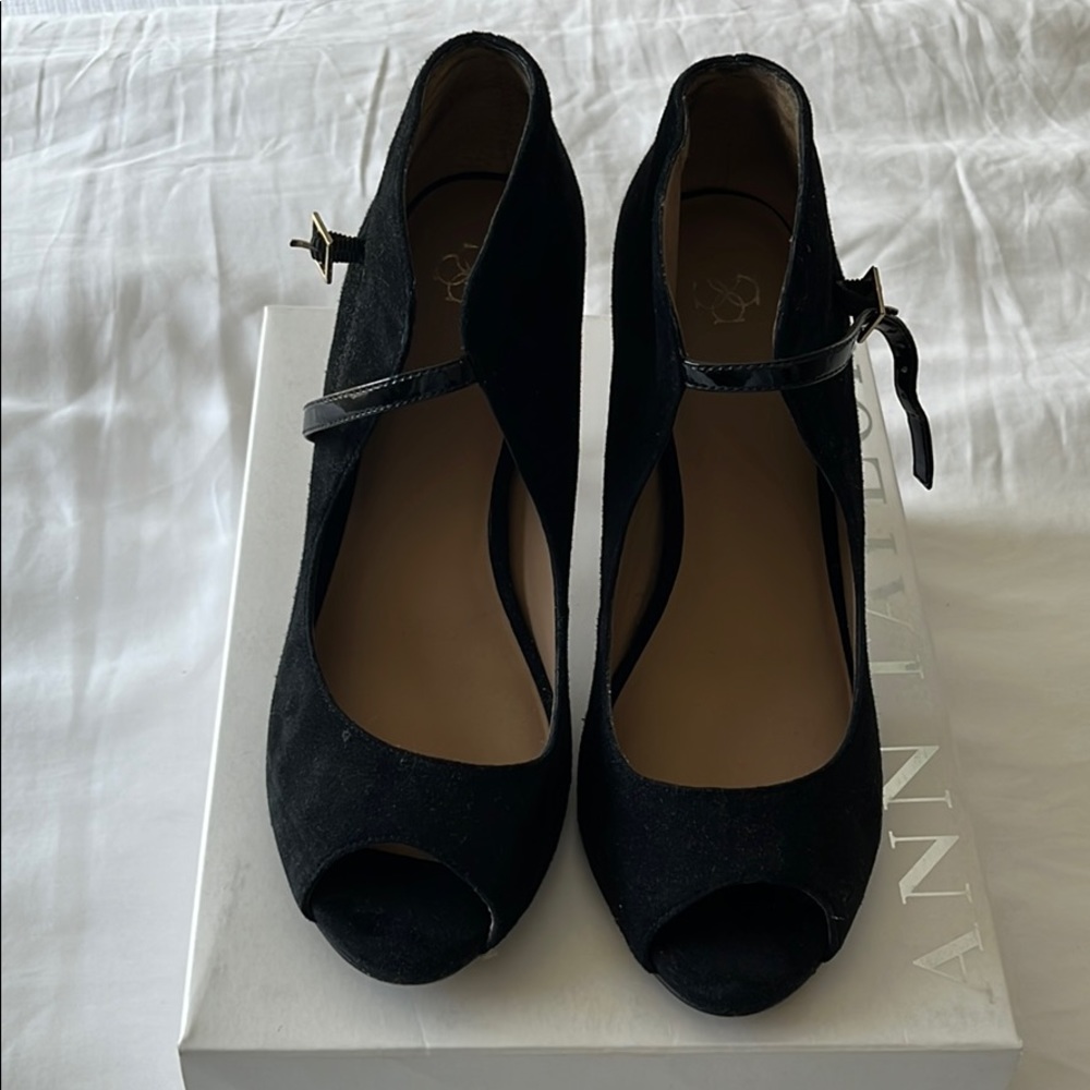 Ann Taylor - Pump
